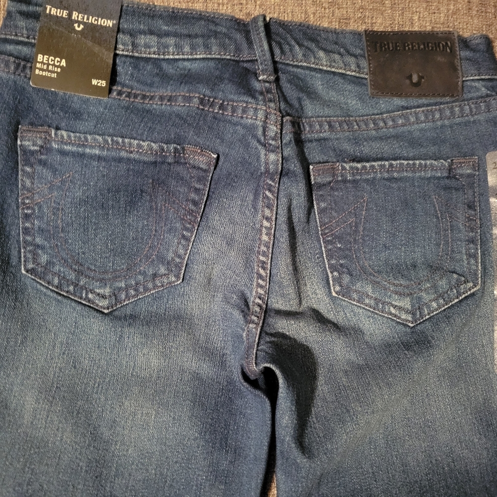 NWT True Religion Becca Mid Rise Boot Cut Jeans - Picture 5 of 8